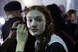 1568260152_LanyuBackstageFebruary2019NewYorkFashionaixlSYbPrGTx.thumb.jpg.f7996adc8d72d6e8cb6a44f208dac761.jpg