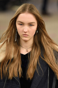 159972405_Coach1941RunwayFebruary2019NewYorkFashionO60Ki6EwW6Qx.thumb.jpg.07cd465ba7b8587e16d97cabf2cca098.jpg