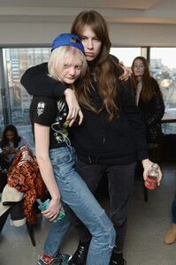 1691045093_ConceptKoreaBackstageFebruary2019NewMvqCgTyHRg7x(1).thumb.jpg.66744f99305e29ecfb16e5f3770dd516.jpg