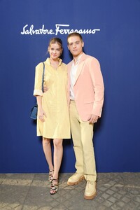         pal120619BZNimage104.jpg