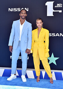 Karrueche+Tran+BET+Awards+2019+Arrivals+31TPA5a1FKKx.jpg