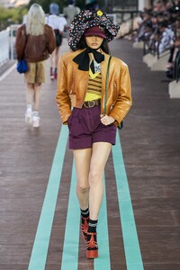 1817369609_ChunJin.thumb.jpg.8ba9689d43beef80469aa2102709d50b.jpg