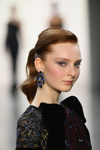 1872957879_BadgleyMischkaRunwayFebruary2019NewYorks0qinqknUFjx.thumb.jpg.26fdedf882ab0ff85643054f39f04c0a.jpg