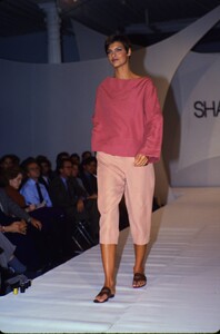 1906710200_ronaldus-shamask-ss-1990(9).thumb.jpg.41cd0c1052eeafe4e2e6b9d07cf4ab94.jpg