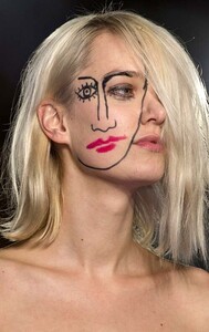 Zoë Le Ber perhaps fall_2015_beauty_trends_painted_faces_jacquemus.jpg