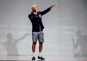 Pharrell+Williams+karl+Ever+Le+Grand+Palais+d7B2H1fMwN-x.jpg
