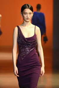 2012412814_CushnieRunwayFebruary2019NewYorkFashionOUsuDfSL4lQx.thumb.jpg.ac41a2ccf395fcdd08c331274adcbf30.jpg