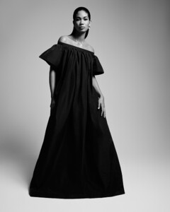 20190416_harpers-bazaar-kz_09_0243_01_bw-rgb_finalsilhouettee9191ba2efe9efa8d9b1f94752735c6a_thumb.thumb.jpg.7c5358eaf8c1c39f17dc771047dee90a.jpg