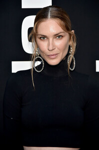 Erin+Wasson+Alexander+Wang+Collection+1+Arrivals+qeoQPJq_RRyx.jpg
