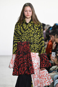 2130935960_CalvinLuoRunwayFebruary2019NewYorkFashionZxsD_U9A89Vx.thumb.jpg.2a8afb96fad87c8baa2ecb6bfcc17335.jpg