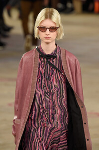 2146446824_Coach1941RunwayFebruary2019NewYorkFashionbwioa1BRxgux.thumb.jpg.5cde86f99791990f2677e42e0c2fb51c.jpg