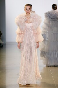 283358582_00016-CONG-TRI-2019-READY-TO-WEAR.thumb.jpg.4d140e9d383cf475cf0cc3426e41721a.jpg