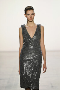 384907631_BadgleyMischkaRunwayFebruary2019NewYorkSOiEY1TZUmux.thumb.jpg.0998285ad9c7ee20e24d966ccab0b948.jpg