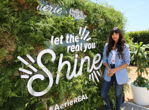 Jameela+Jamil+Aerie+REALTreat+Collaboration+xoi9lPB02Rxx.jpg