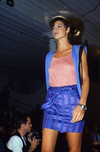 465665453_ronaldus-shamask-ss-1990(2).thumb.jpg.df3d0d555b15951257a20af41d6aa688.jpg