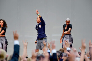 Pharrell+Williams+karl+Ever+Le+Grand+Palais+upWvUapCeMLx.jpg