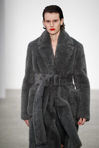 482745024_HelmutLangRunwayFebruary2019NewYorkGywUaae7BbMx.thumb.jpg.9b1fa4dc306192a3aa22ed04c1508eaa.jpg
