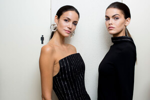 518605444_siriano-bks-g-rf19-3638(1).thumb.jpg.03428c103ad684774ee950e60c5d08ad.jpg