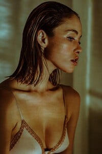 547768856_ViktoriaLYarova_LaurieLou_Maud-Marjoeielingerie(10).thumb.jpg.c1c6951f359471ab22c86e0f284f621a.jpg
