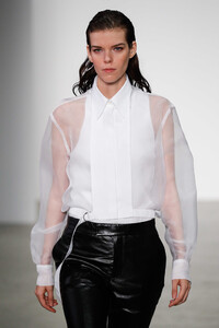 551774441_HelmutLangRunwayFebruary2019NewYorkupKpxuZdIZjx.thumb.jpg.c079a8db02b662a25a7def1a50df7215.jpg