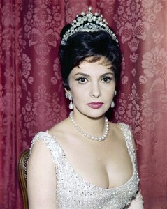 578full-gina-lollobrigida.jpg