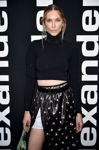Erin+Wasson+Alexander+Wang+Collection+1+Arrivals+Yv_cjsdVNtcx.jpg
