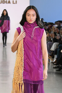 597043972_ClaudiaLiRunwayFebruary2019NewYorkFashion22v6aIVAxLXx.thumb.jpg.cfc0ef5a76bad50da20b2c3321df1b83.jpg