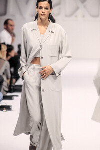 617104358_MaxMara1995WomenRTW13.thumb.jpg.27755fc37fd11ef2e8ea66acbb439b1c.jpg