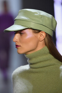 71859893_SallyLaPointeRunwayFebruary2019NewYorkOBVwVjRq8uax.thumb.jpg.c515966f7448f90af0fe3417da8f7ba9.jpg