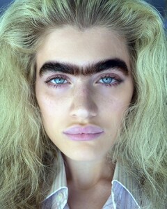 746998737_sophiahadjipanteli15595731852058171514347693917_33586514.thumb.jpg.052b27a6bb2e044189174bbee4661856.jpg