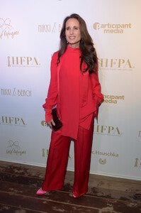 Andie+MacDowell+HFPA+Participant+Media+Honour+zt59MqX63-Ex.jpg