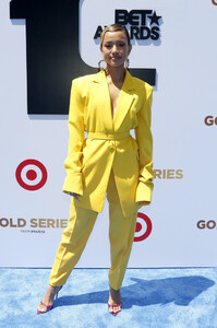 Karrueche+Tran+BET+Awards+2019+Pantene+Style+LJgs-WXXDdJx.jpg