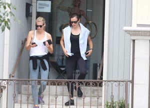 Jennifer+Garner+morning+coffee+U7347LIRjj_x.jpg