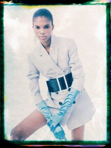 July Elle UK 2019 5.jpg