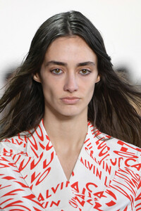 942645429_CalvinLuoRunwayFebruary2019NewYorkFashion3-59z5POvT7x.thumb.jpg.830b6f6de40d6fb99069800f06b3eb10.jpg