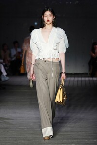 95168252_XiaoqianXu2.thumb.jpg.ffa1f394f2eacaf9b7aa4ecf55f78716.jpg