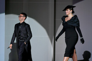 Eva+Mendes+CFDA+Fashion+Awards+Show+7NFpGGGJmkvx.jpg