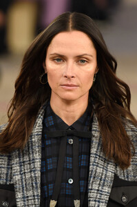 982783882_Coach1941RunwayFebruary2019NewYorkFashionf4GYIVrui3Rx.thumb.jpg.50a0dc32f8e638808ffc8207a944e838.jpg