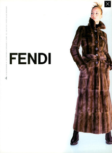 Bensimon_Fendi_Fall_Winter_96_97.thumb.png.fb07dee42af2fc2fbea280a76325d299.png