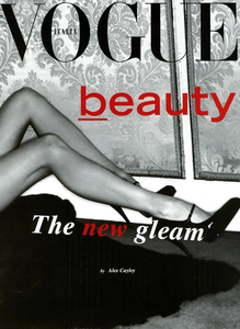 Cayley_Vogue_Italia_October_2003_01.thumb.png.4c6ab1512a266eb14f03a364c7926248.png