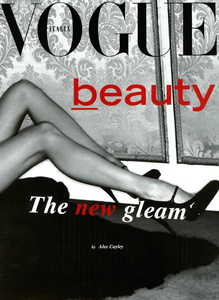 Cayley_Vogue_Italia_October_2003_01.thumb.png.a1d8a33b1d04c39fe1eab4abc9f70882.png