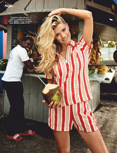 Cosmopolitan_Maggie_2.thumb.jpg.b96dd8a79b5fd8035e0c4a7e40cb6fbd.jpg