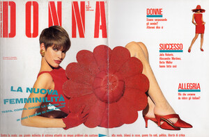 DonnaIT0392cover.thumb.jpg.889e6526a2bd93c8692c65cebda28f5b.jpg