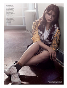 McDean_W_Magazine_October_2013_04.thumb.png.446aa2c5d475279b49c76d60cf9409c3.png