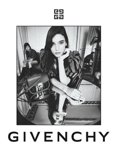 Meisel_Givenchy_Spring_Summer_2018_02.thumb.png.4a72931b49f52d548991be533d4c1f79.png