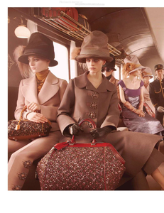 Meisel_Louis_Vuitton_Fall_Winter_12_13_04.thumb.png.8234b8df2b3ffe3be036858d7f529e60.png