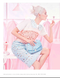 Meisel_Louis_Vuitton_Spring_Summer_2012_02.thumb.png.5da79a21f5a6df8b68c26ace7bca3651.png