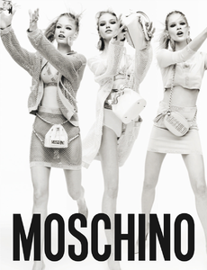 Meisel_Moschino_Spring_Summer_2015_01.thumb.png.8f1b5dc153cbcbd6a419638969940f34.png