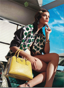 Meisel_Prada_Spring_Summer_2012_01.thumb.png.0684fc0ef1cad3b3c6af5ee4ab6d7e8f.png