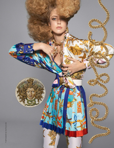 Meisel_Versace_Spring_Summer_2018_04.thumb.png.53ff8afc0606cf721409e4ce23fff1cc.png